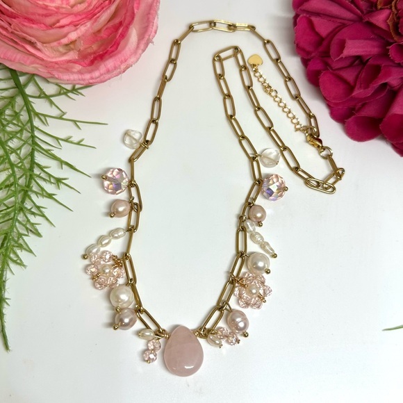 NEW⚜️Rose Quartz Freshwater Pearl & Crystal Flower Charm Necklace